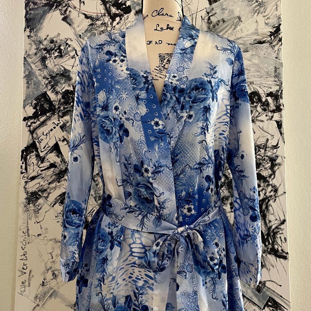 Morgan Taylor Intimates Robe